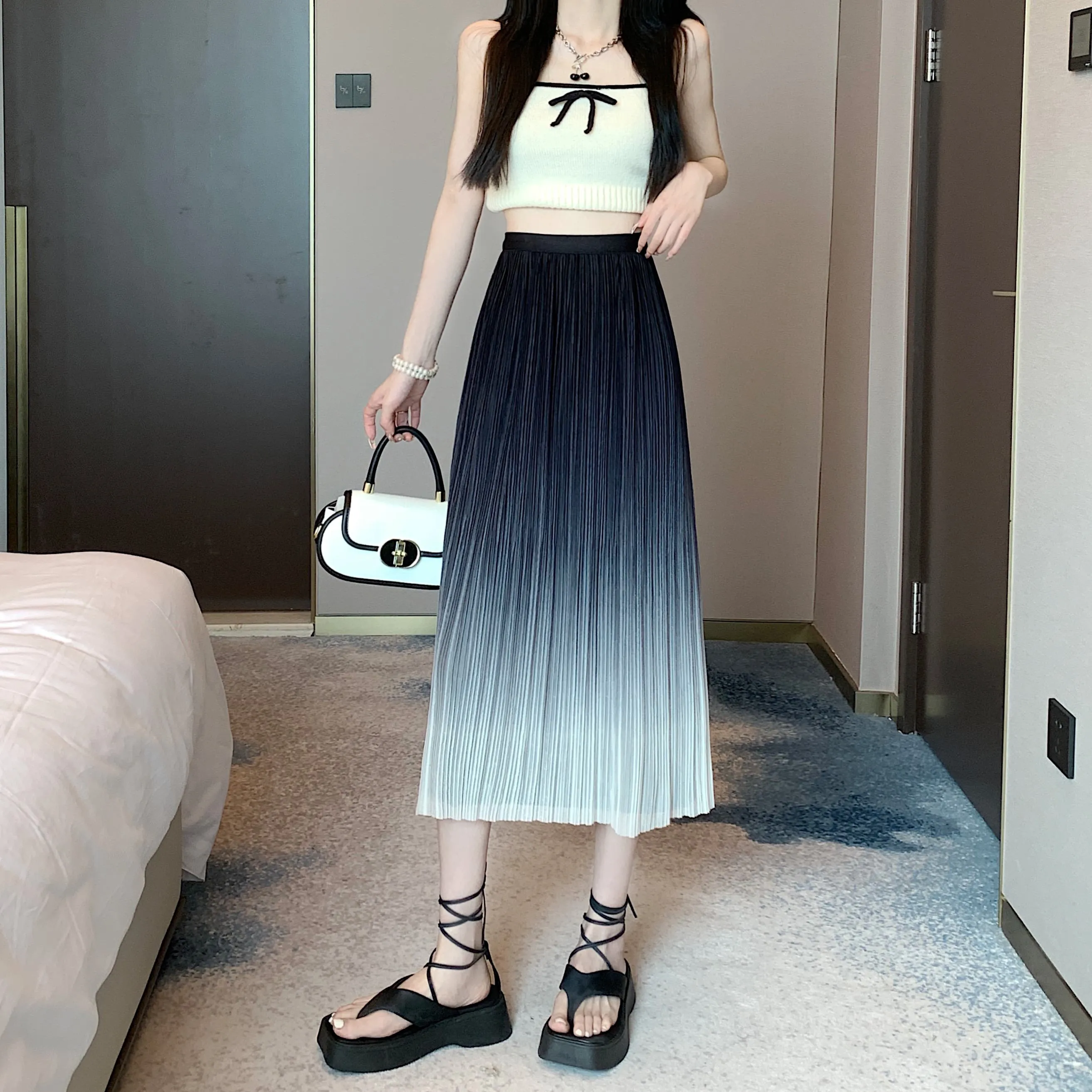 A-Line Draping Full Skirt Slimming Gradient-Color Pleated Skirt