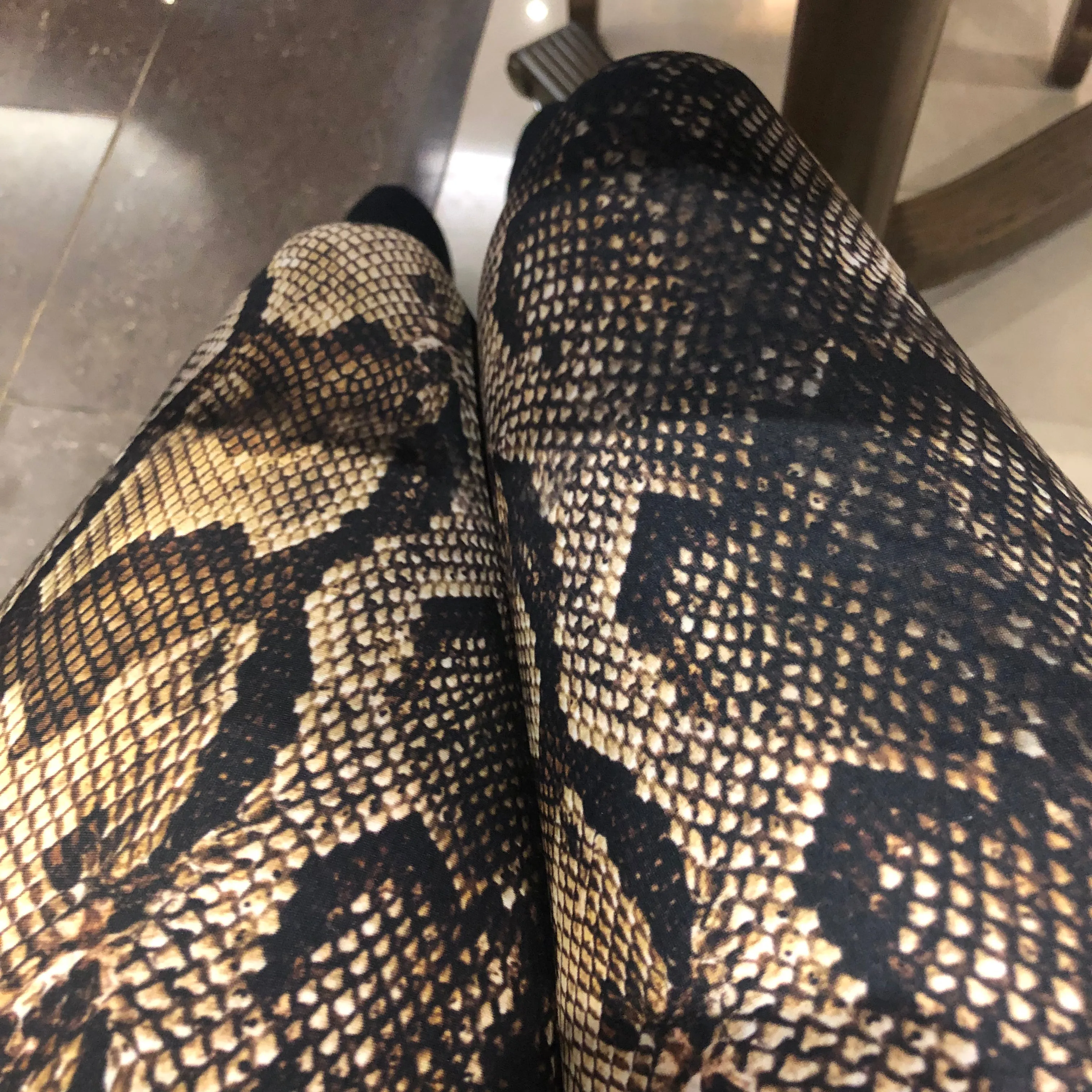 Brown Snake Print Yoga Leggings, Snake Python Print Ladies' Yoga Pants-Made in USA/EU