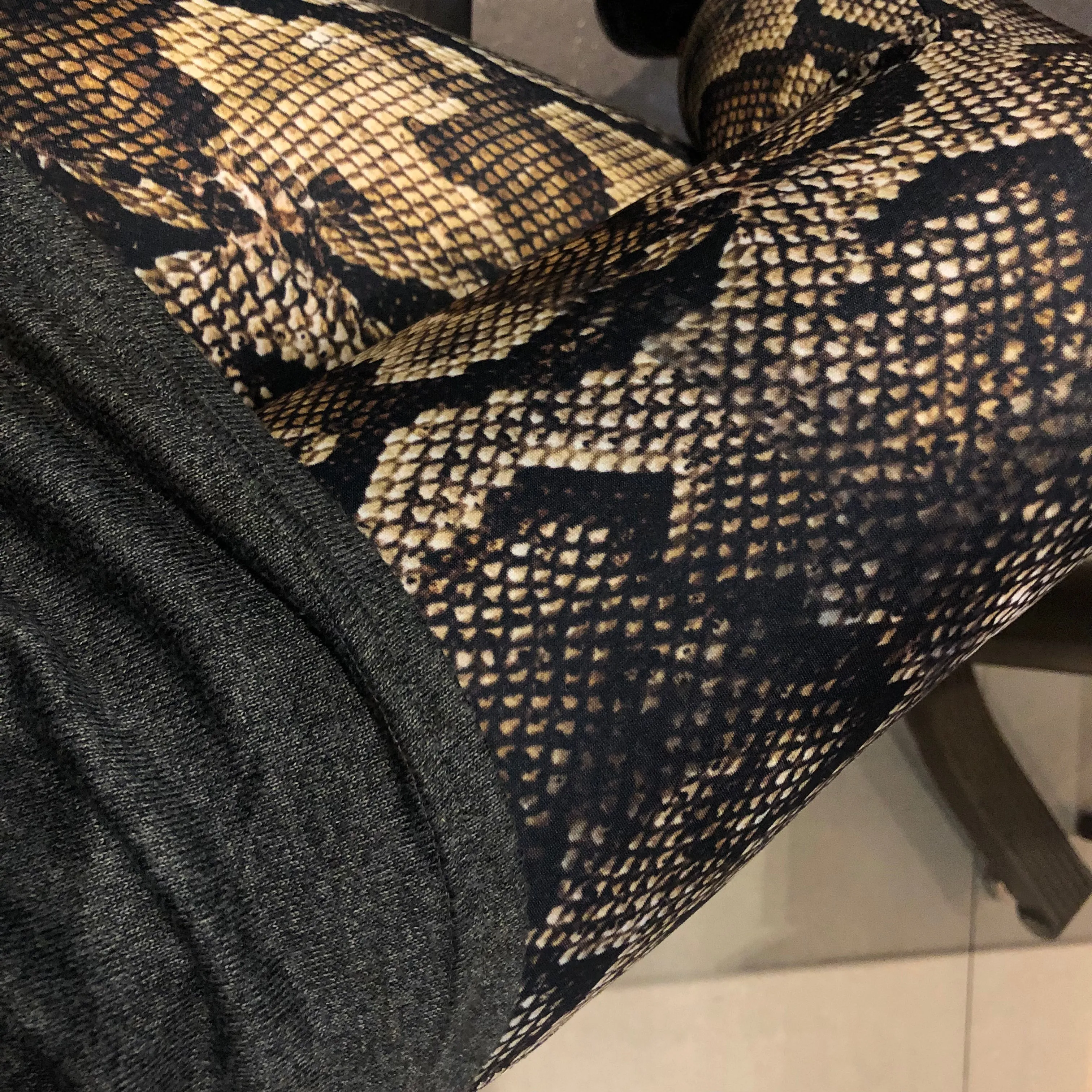 Brown Snake Print Yoga Leggings, Snake Python Print Ladies' Yoga Pants-Made in USA/EU