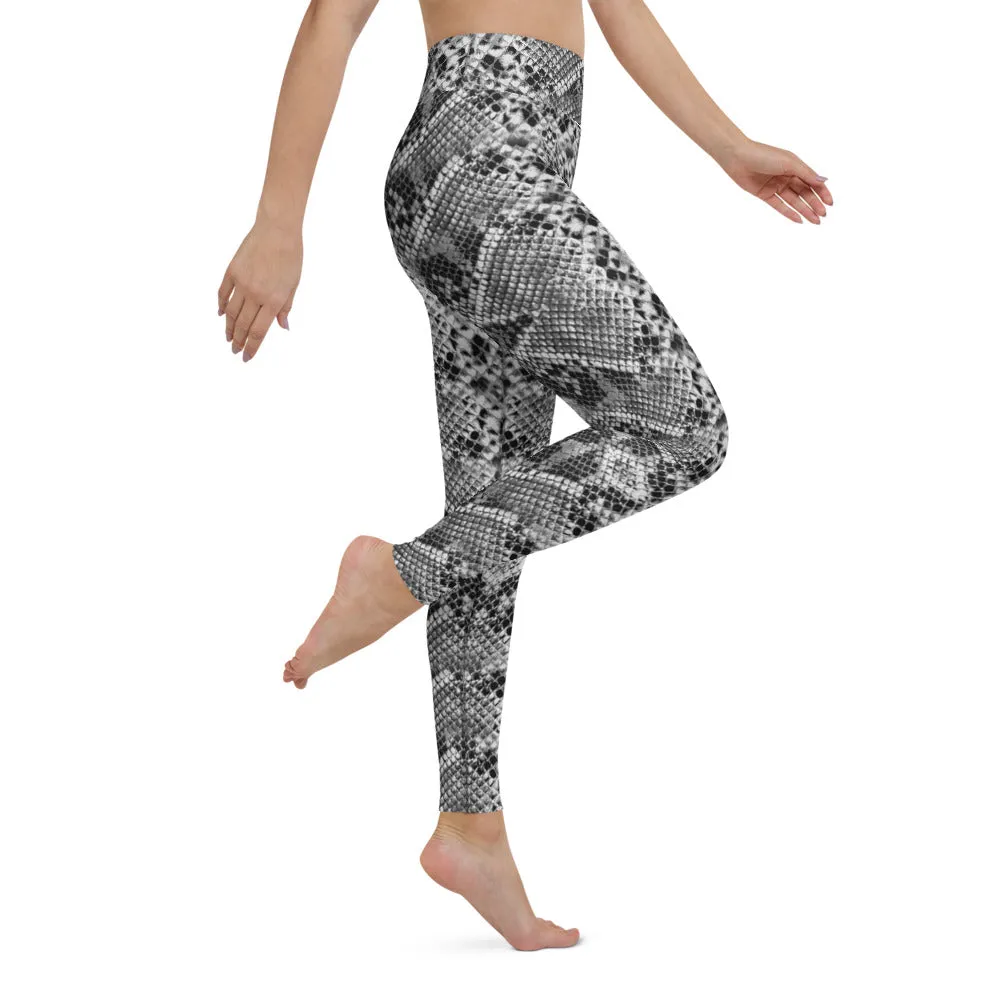 Grey Snakeskin Ladies' Yoga Leggings, Snakeskin Pattern Women's Sports Tights-Made in USA/EU
