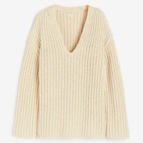 H&M Wool-blend V-neck sweater, light beige