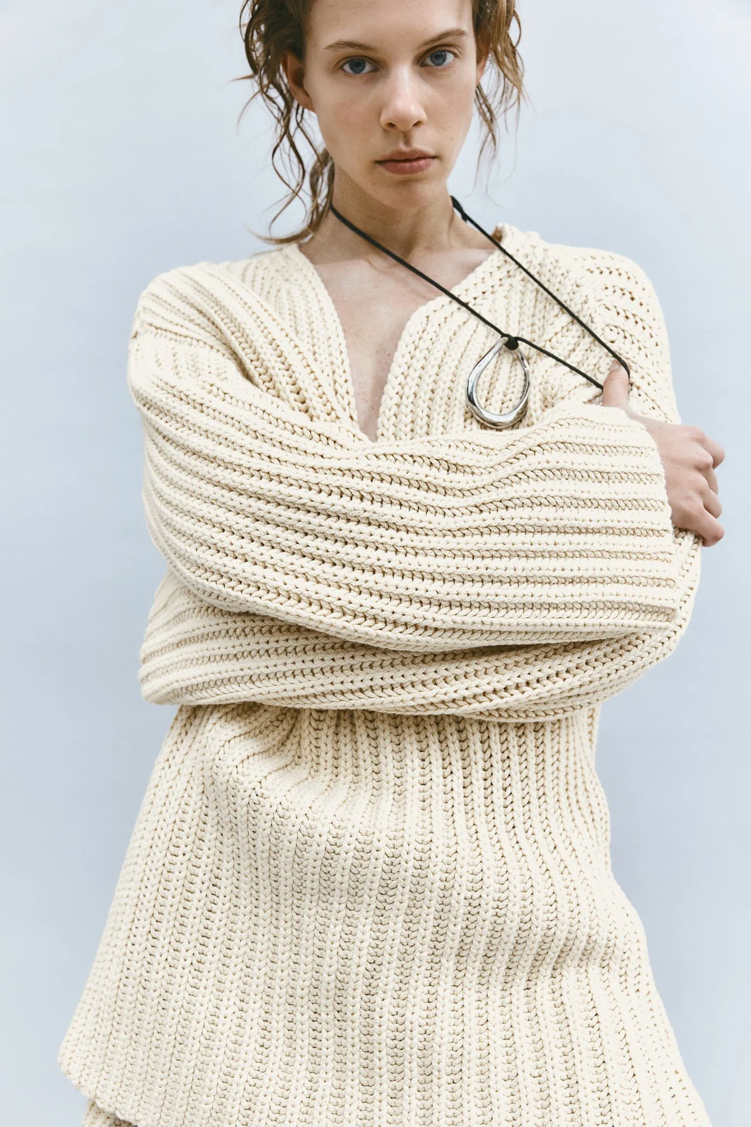 H&M Wool-blend V-neck sweater, light beige