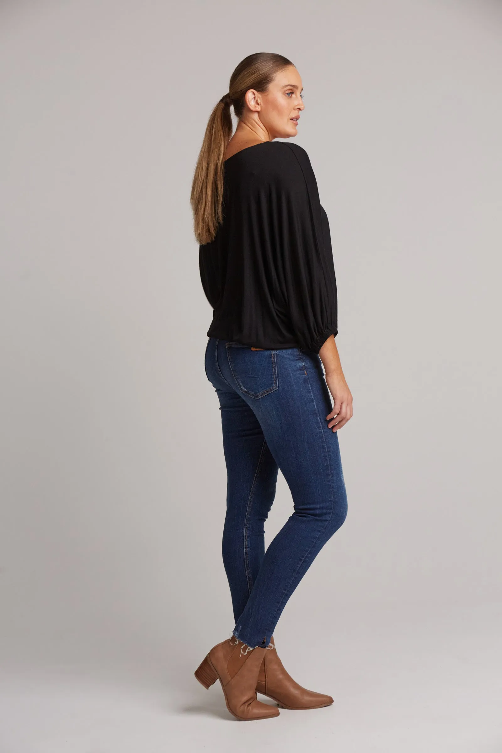 Studio Jersey Relaxed Top - Ebony