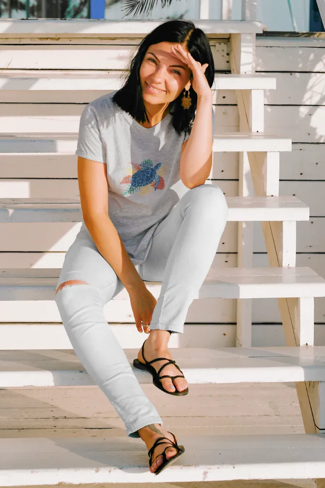 Tropical Sea Turtle Printed T-shirt for women